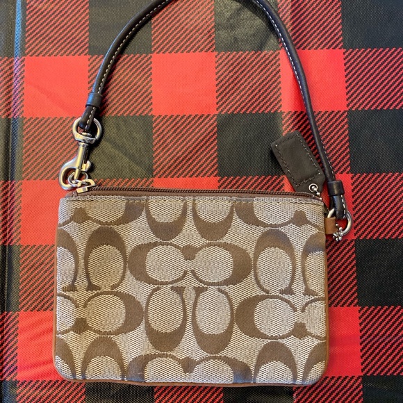 Coach Wristlet - Picture 2 of 6